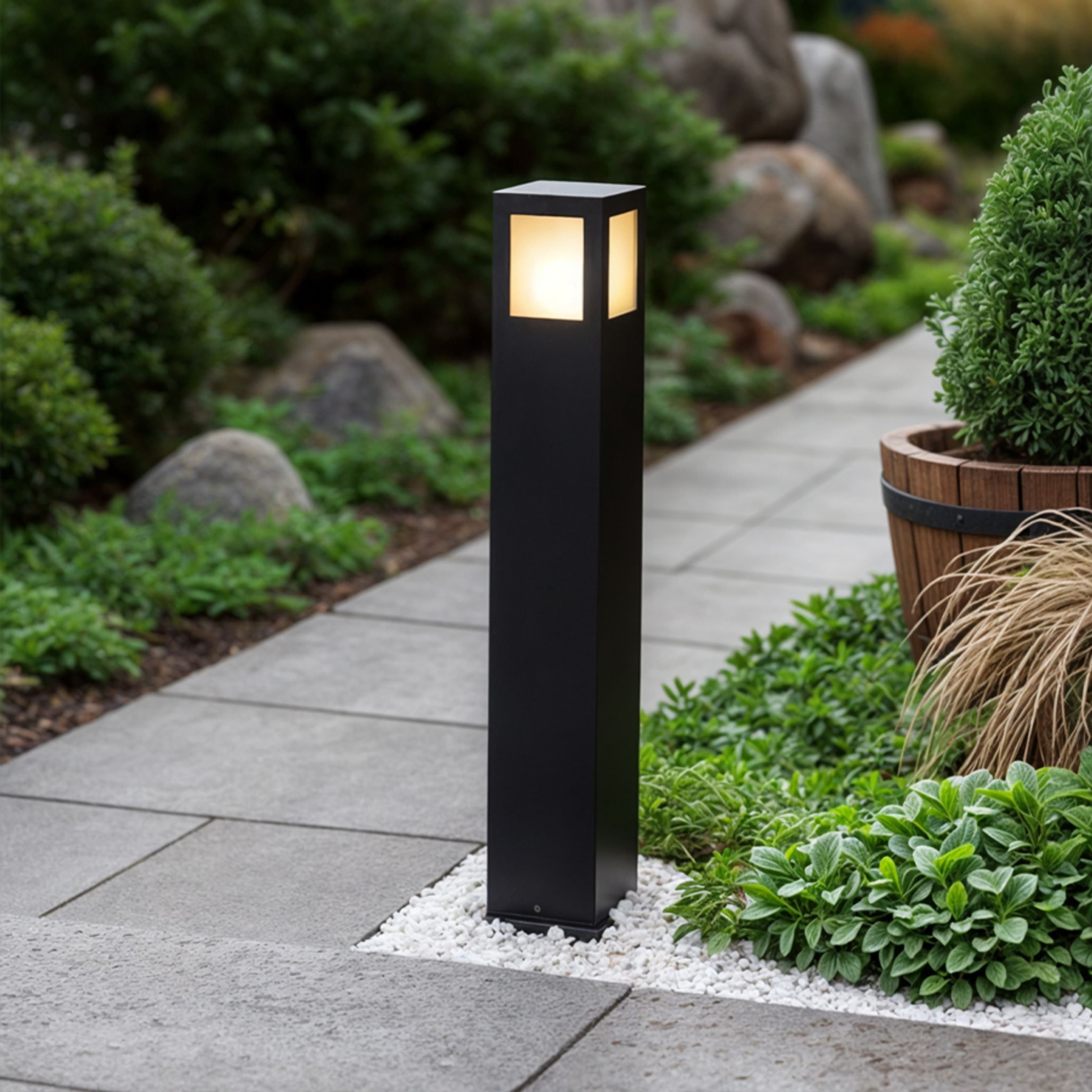 PONDER 65 Standleuchte Schwarz IP44